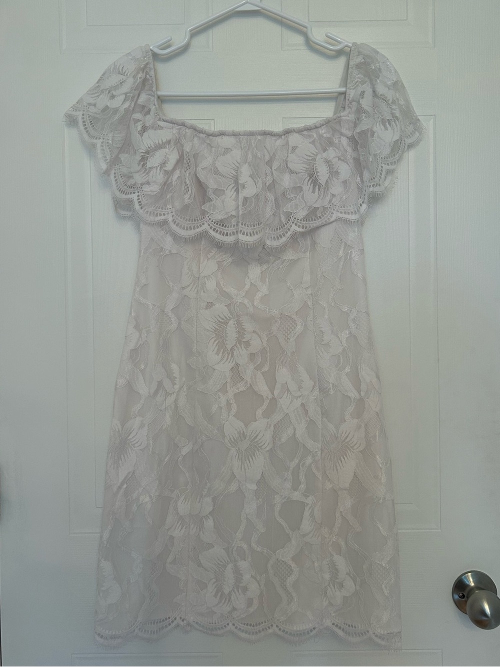 Guess Lace Off-Shoulder Mini Dress in White Women’s Size 6